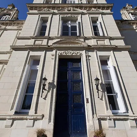 Chateau Marieville 4*