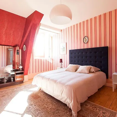 ゲストハウス Chateau Marieville