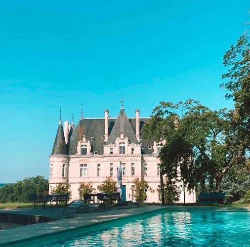 Chateau Marieville 4* Bonneuil-Matours
